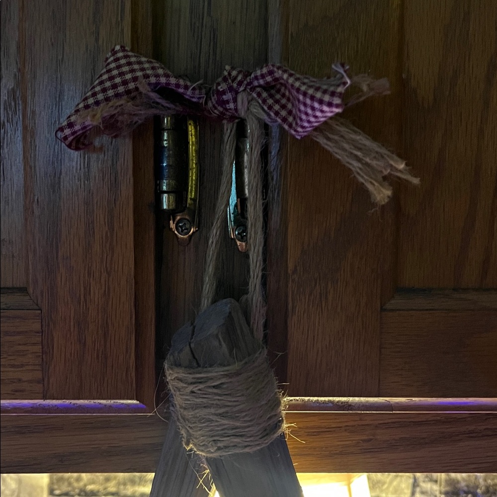Hangable Rustic Wooden Star Wall Decor/ Handmade by me - Picture 8 of 11